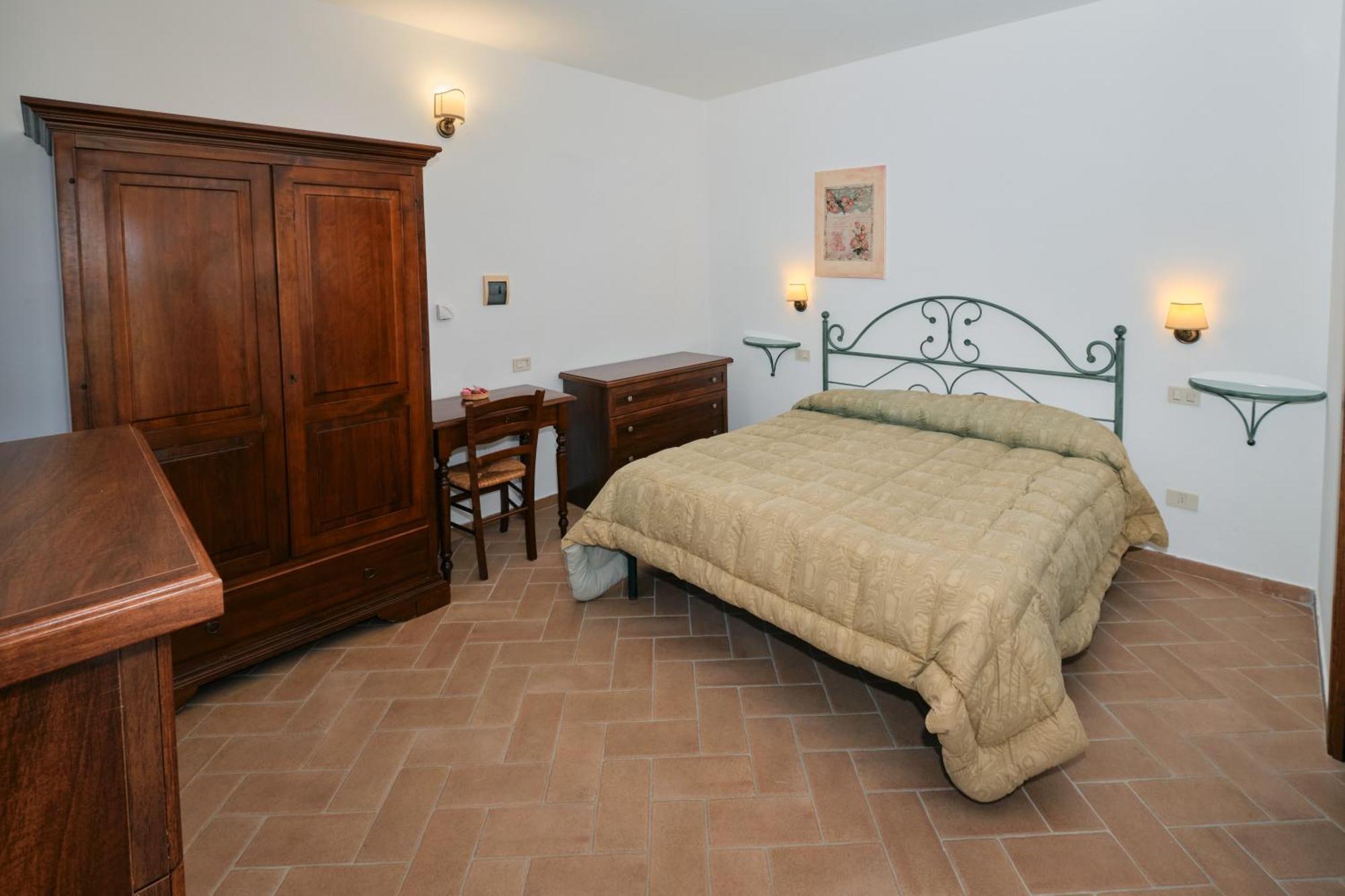 8380 Agriturismo Il Saragiolo Manciano Exterior photo