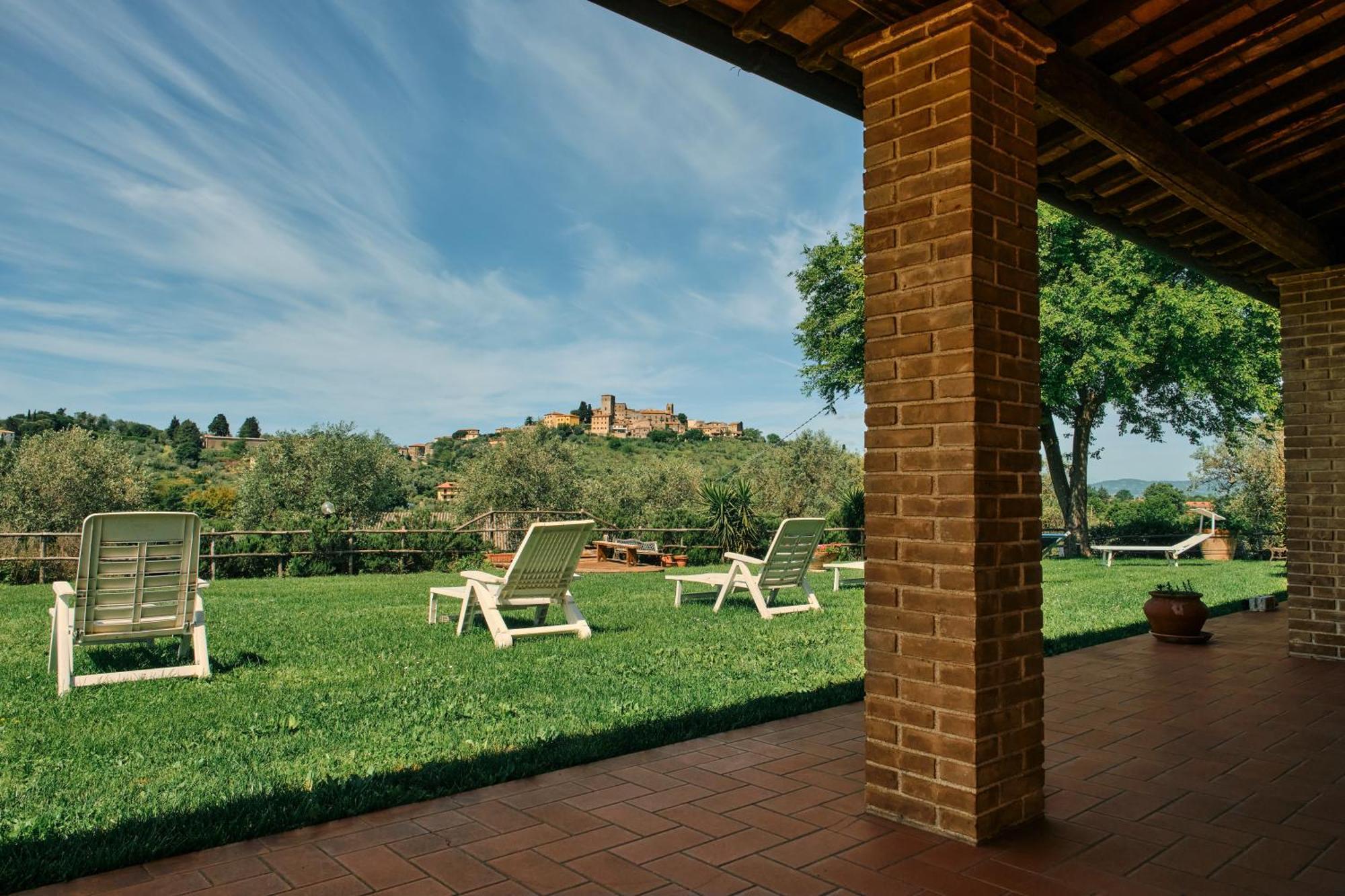 8380 Agriturismo Il Saragiolo Manciano Exterior photo