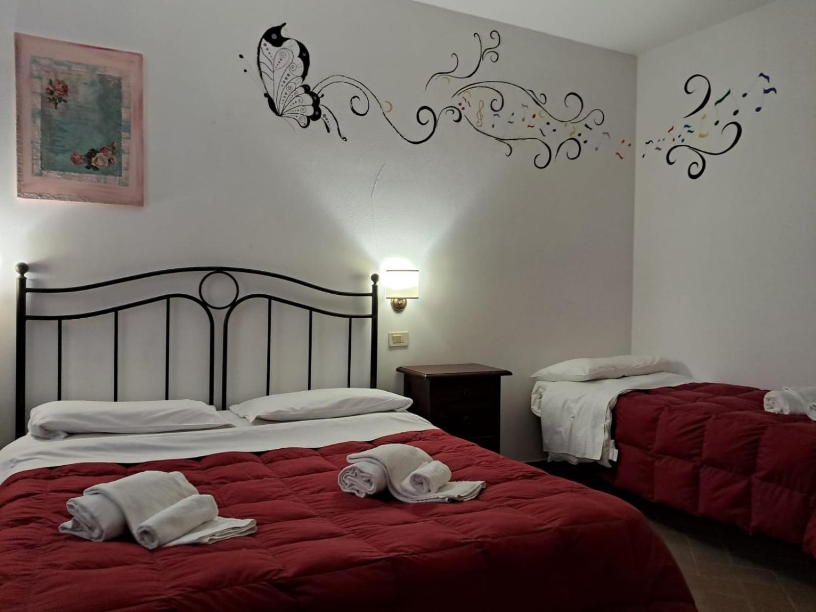 8380 Agriturismo Il Saragiolo Manciano Exterior photo